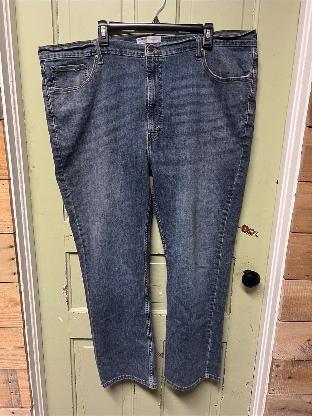 Signature by Levi Strauss Men's Straight-Leg Denim Jeans - Medium Blue 46x30
